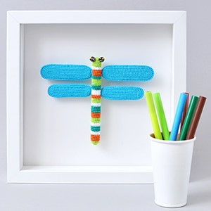 Crochet pattern of dragonfly in frame home decor 画像 4