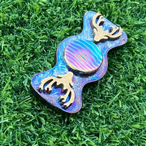 Färgglad titan giftig fidget handspinner fingerkub – stresslindrande EDC-leksakspresent till honom