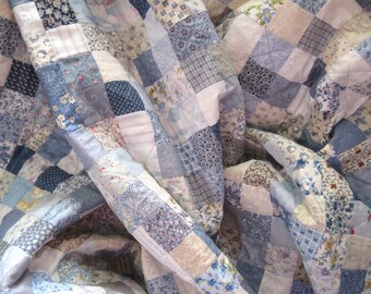 Made For You! Small Squares Handmade Traditional Patchwork Quilt. Twin Quilt, Full Size, Queen Size Quilt. Romantic Shabby chic, blue quilt