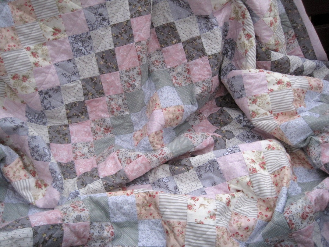 Custom Made Diamond Quilt Trip Around the World Patchwork Quilt You