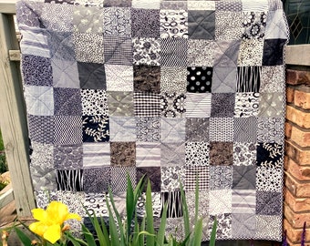 Made To Order ANY SIZE Modern Black and White Patchwork Quilt - Couch Throw - Custom Twin Full Queen King Size. Scrap Quilt