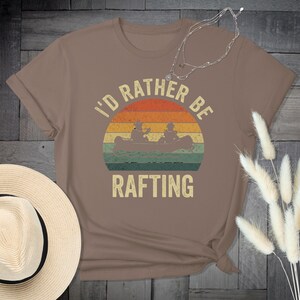 I'd Rather Be Rafting T-Shirt: Retro Sunset Design, Vintage Distressed Look | Cotton Blend, Unisex Fit | Outdoor Adventure Wear immagine 7