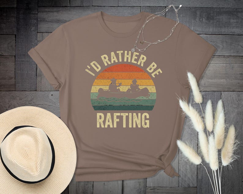 I'd Rather Be Rafting T-Shirt: Retro Sunset Design, Vintage Distressed Look | Cotton Blend, Unisex Fit | Outdoor Adventure Wear immagine 7