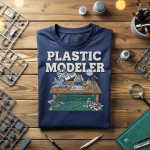 Koszulka z nadrukiem „Plastic Modeler”, bawełniana koszulka dla modelarzy, 19 kolorów, 8 rozmiarów