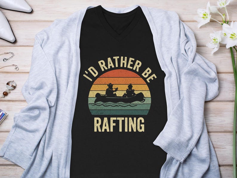I'd Rather Be Rafting T-Shirt: Retro Sunset Design, Vintage Distressed Look | Cotton Blend, Unisex Fit | Outdoor Adventure Wear immagine 8