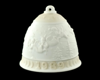 Vintage 1989 Lladro Annual Matte Porcelain Christmas Bell Ornament