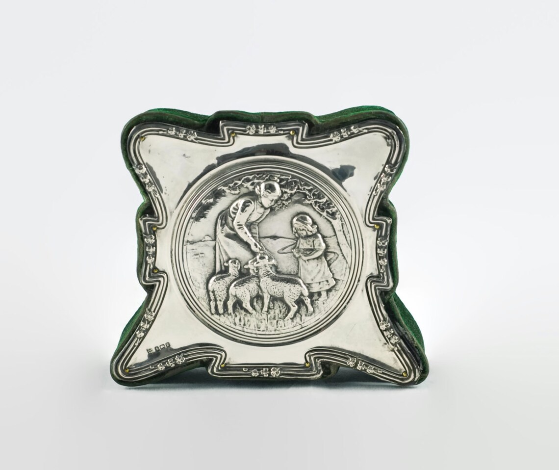 Antique Edwardian Velvet Clad Jewelry Case with Repousse image 0