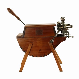 Rare Antique Miniature Wooden Washing Machine, Salesman Sample, Horse Shoe Brand Relief Wringer, Primitive Wooden Washing Machine image 4