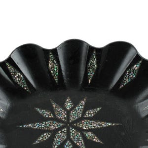 Antique English Ebonized Paper Mache Oval Tray with Inlaid Mother of Pearl image 4