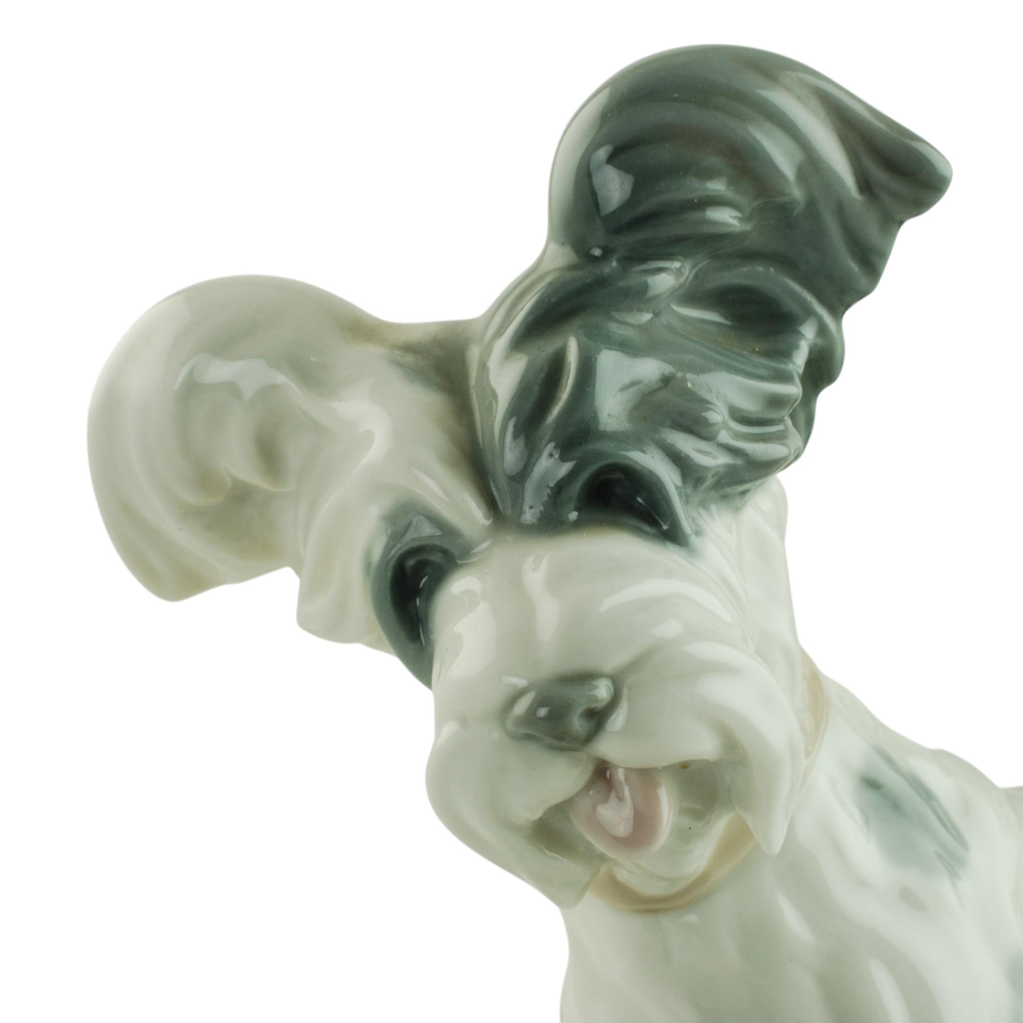 ヴィンテージ リヤドロ 磁器製 犬フィギュア「スカイ テリア」 - Etsy 日本