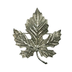 Vintage Sterling Silver and Marcasite Maple Leaf Brooch Pin and Earring Set Demi Parure 19.9 Grams image 2