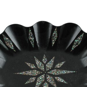 Antique English Ebonized Paper Mache Oval Tray with Inlaid Mother of Pearl image 5
