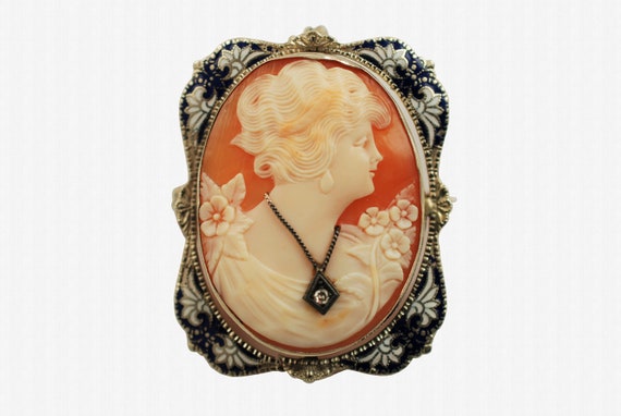 Vintage Signed Carved Shell Cameo Habille Pendant… - image 1