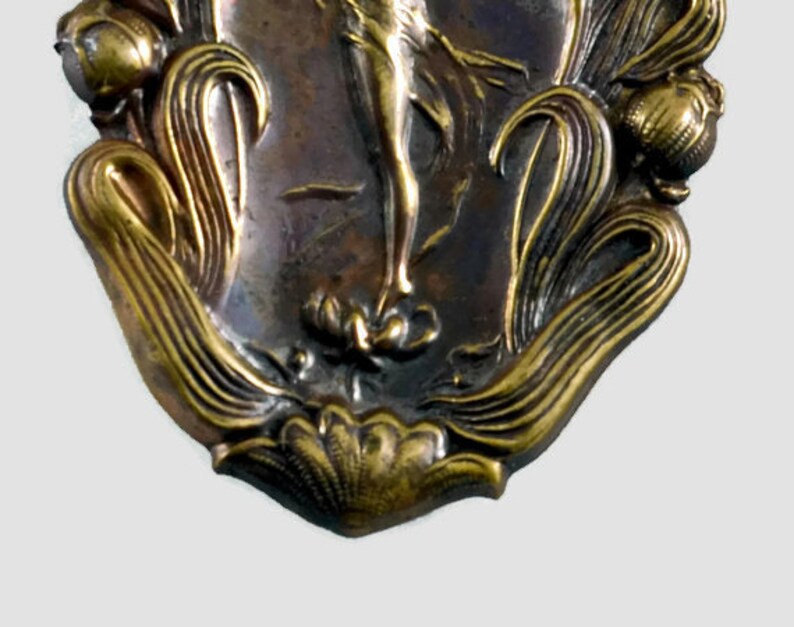 Large Ornate Vintage Art Nouveau Figural Maiden Oval Brooch image 2