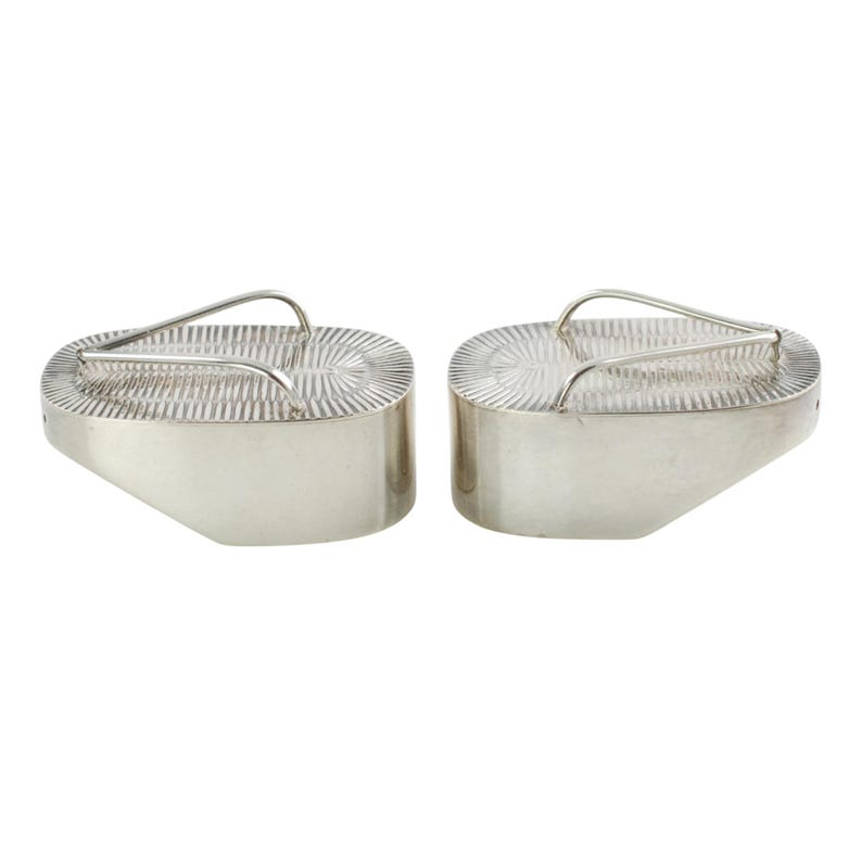 Vintage Japanese 950 Sterling Silver Geishsa Maiko Okobo Sandal Salt and Pepper Shakers, Asahi Shoten image 3