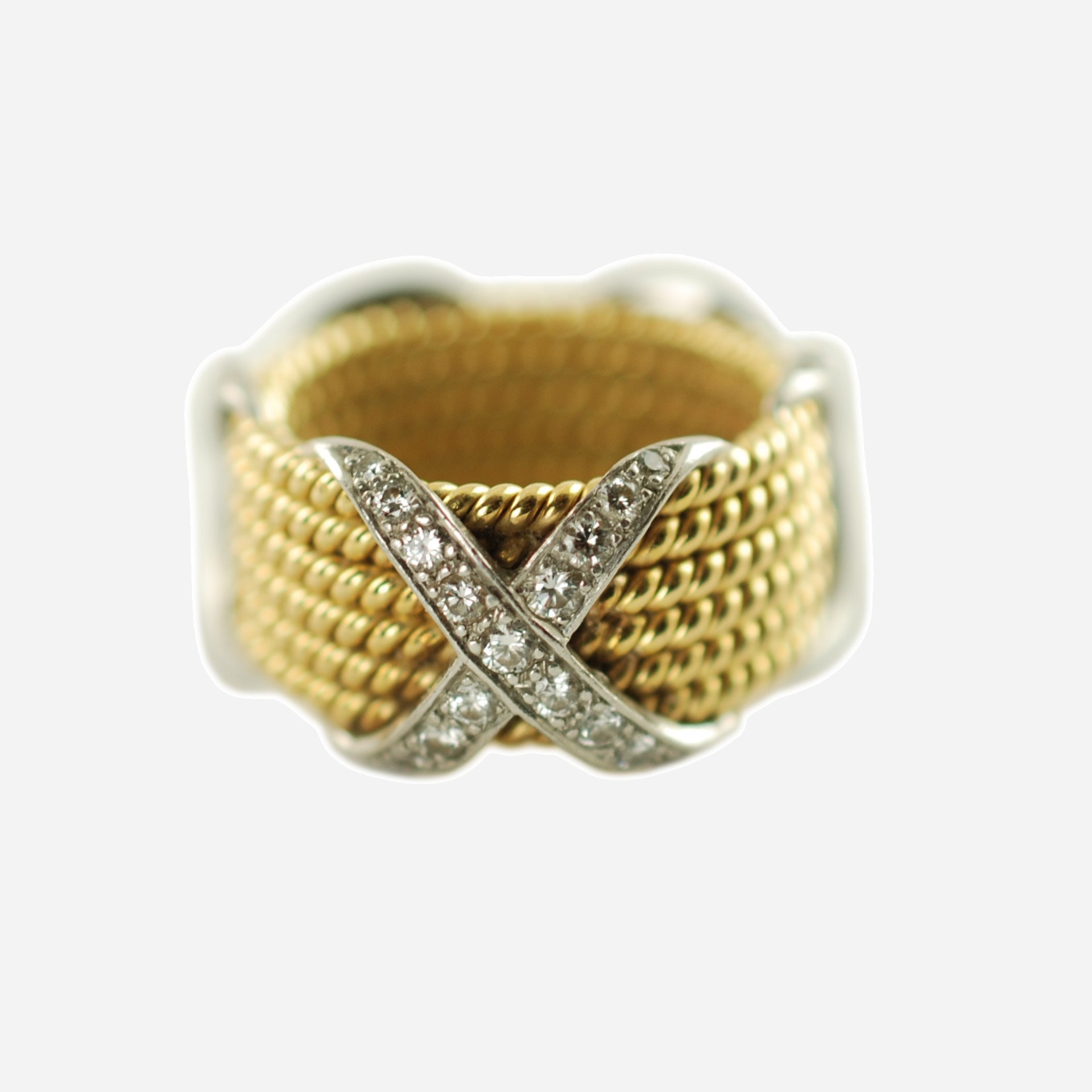 Schlumberger by Tiffany & Co.™ Buds Round Brilliant Engagement Ring with a  Diamond Platinum Band