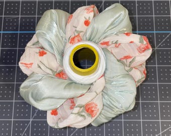 Coleteros Möbius de satén hechos a mano, suaves gomas para el pelo, ideales como regalo navideño.