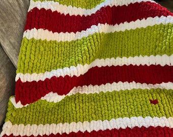 Hand-Knit Grinch Blanket | Chunky Chenille Christmas Throw