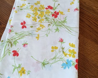 Vintage Full Flat Flower Sheet, Double Bed Sheet, Colorful Floral Sheet, Percale