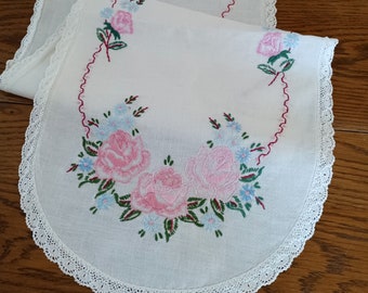 Embroidered Pink Rose Table Runner, White Cotton, Blue Flowers, Dresser Scarf, White Lace Edge, Shabby Chic, English Cottage