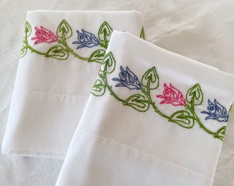 Vintage Hand Embroidered Flower Cases, Pillowcases, Red Roses, Bluish Purple Roses, Floral Bedding, Summer Bedding, Cottagecore