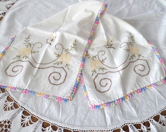 Vintage Hand Stitched Table Runner, Butterflies, Cotton Runner, Rainbow Lace Edge, Cream,  Floral Runner, Yellow Flowers, Hand Sewn