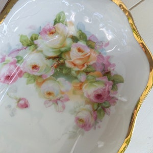 Vintage Cottage Roses Oval Snack Dish, Gold Painted Edge, Mignon Bavaria, Shabby Chic Dish, Victorian, Cottage Kitchen, Pink Roses