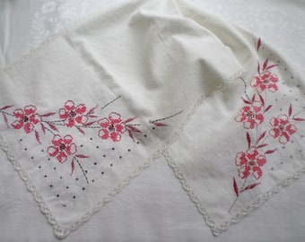 Vintage Red Flower Table Runner, Hand Stitched, Dresser Scarf, Cotton, Lace Edge, Ruby Red, Autumn Colors