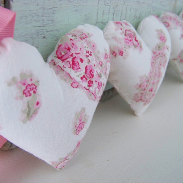 Shabby Chic Fabric Heart Garland / Pink And White Heart Banner /  String Hearts / Fabric Pillow Hearts