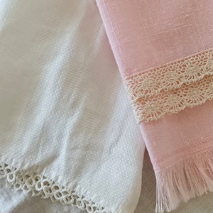 2 Vintage Tea Towels, Tatted Lace, Pink Linen Towel, White Cotton, Fingertip Towels, Tea Party, Shabby Chic image 2