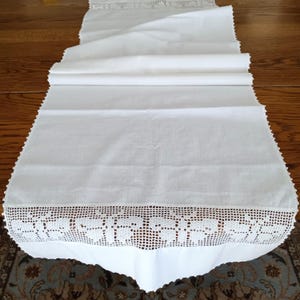 Vintage Cotton Butterfly Runner, Table Linen, Dresser Scarf, Creamy White, Spring Decor, Cottagecore, Shabby Decor