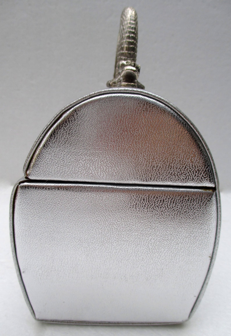 ARNOLD SCAASI Vtg Silver Leather Domed Box Purse with Metal Dolphin Handle SALE image 4