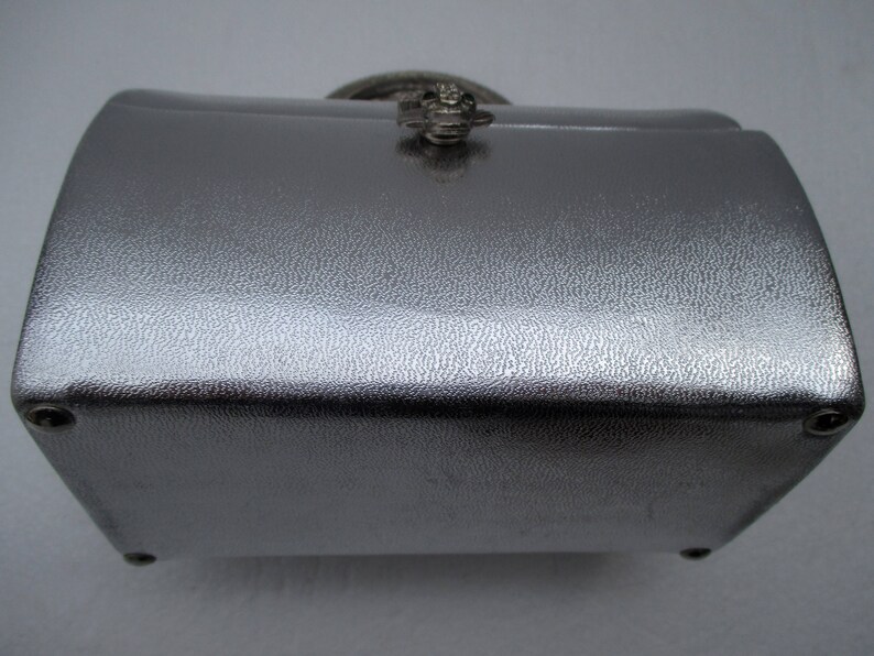 ARNOLD SCAASI Vtg Silver Leather Domed Box Purse with Metal Dolphin Handle SALE image 8
