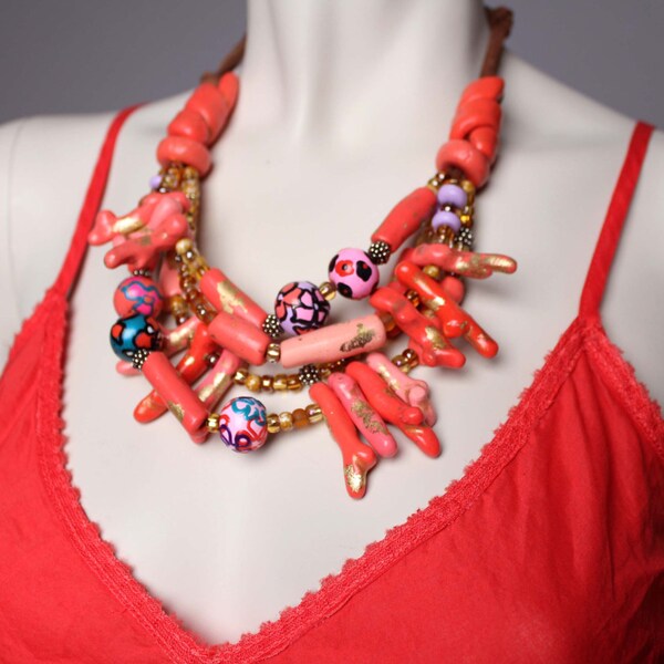 Coral Statement Necklace / Pink Bib Necklace / Colorful Beaded Necklace / Beach Jewelry / Polymer Clay Necklace