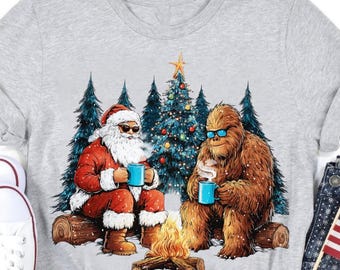 PNG retro de Pie Grande y Papá Noel navideño, divertida camiseta navideña de Sasquatch para sublimación