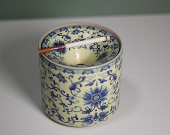 Blue & White Ceramic Ashtray with Lid — Vintage Floral Porcelain Ashtray