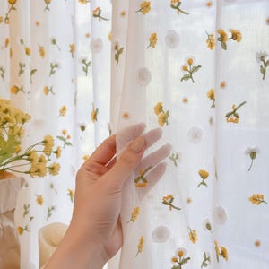 Cortina transparente floral, cortina estilo granja, cortina de ventana estilo cottagecore, panel de cortina que filtra la luz, cortina para cocina, dormitorio y sala de estar.