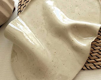 Vassoio da portata in ceramica fatto a mano | Grande piatto da portata in ceramica per tapas e formaggi | Pezzo unico realizzato a mano | Perfetto come regalo