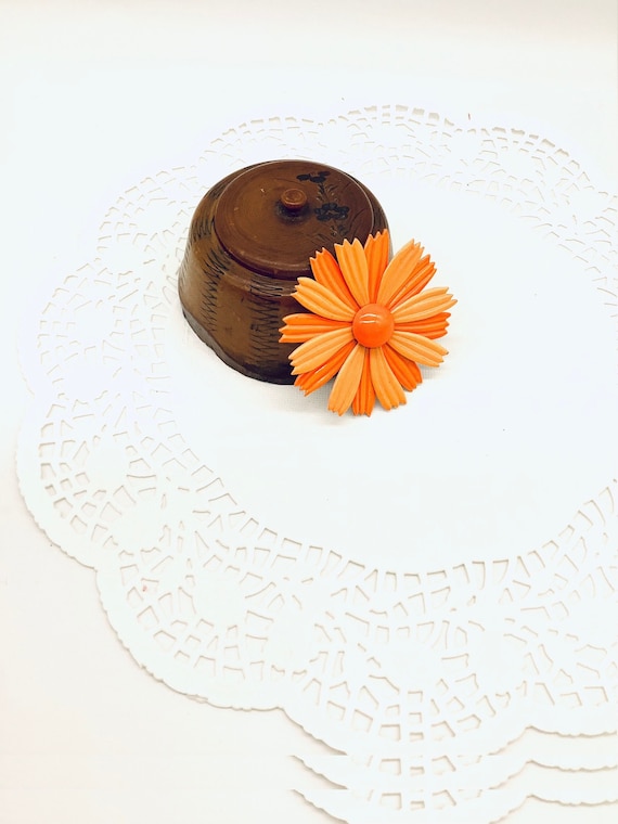 1970's Oversized Brooch / Vintage Orange Daisy Pin