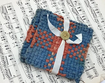 Potholders-Handmade Potholders-Vintage Kitchen Accessories-Pot Holders Handmade-Blue and Red Pot Holders-Vintage Potholders-Gift for Mom