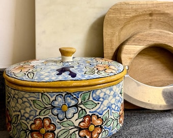 Talavera pot met deksel | Ovale keramische doos | Ambachtelijk aardewerk uit Puebla | Koekjespot