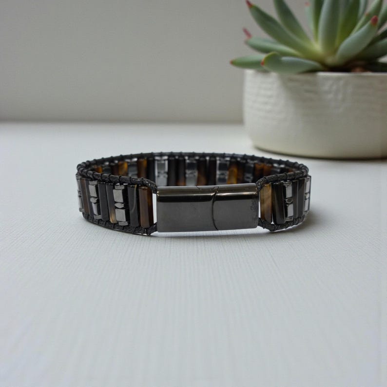 Natural  Agate Bracelet For Men, Hematite Stone Accessories, Artisan Bracelets with Minimal Design, Everyday Accessory