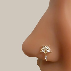 Piercing de nariz Pixie Petal – Joyería para piercing de nariz con delicada flor de circonita cúbica