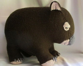 Toy Wombat - KNITTING PATTERN – pdf file by automatic download.