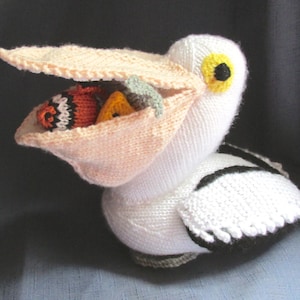 Toy Pelican – KNITTING PATTERN - pdf file by automatic download