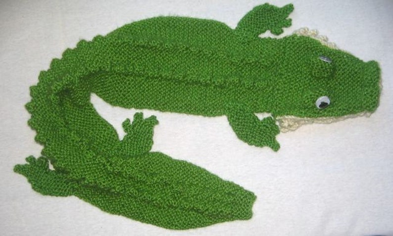 Crocodile Scarf KNITTING PATTERN pdf file by automatic download image 4