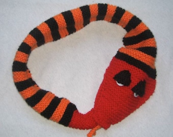 Snake Scarf  - KNITTING PATTERN -  pdf file by automatic download