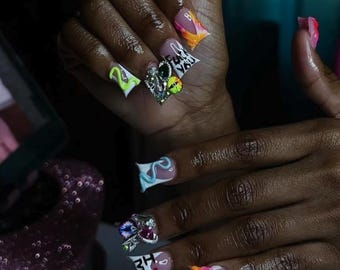 Y2K Entennägel | Farbe Pop Press On Nails | Flare Entennägel | Herz Anhänger Nägel | Retro Baddie Nägel | Handgefertigte Statement Nägel