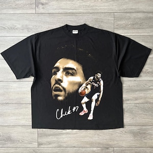 May include: A rustic wooden sign with the text "Welcome" in a handwritten style. The sign is painted white with a distressed finish, and features a decorative floral element in the corner. Perfect for a front door or entryway.