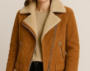 Chaqueta de aviador de borrego para mujer / Abrigo de piel de ante con hebillas / Estilo motero de invierno / Marrón claro, granate, negro / Chaqueta motera con forro de borrego